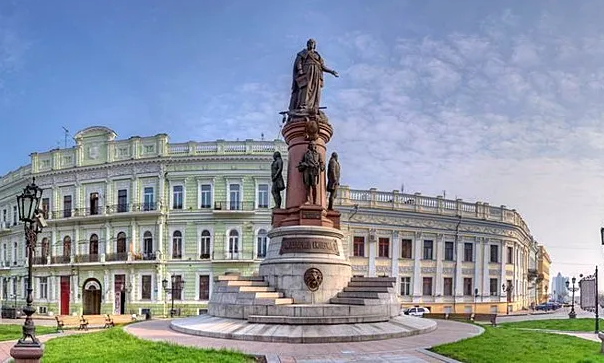 Изображение новости Екатериновка готова перевезти одесский памятник